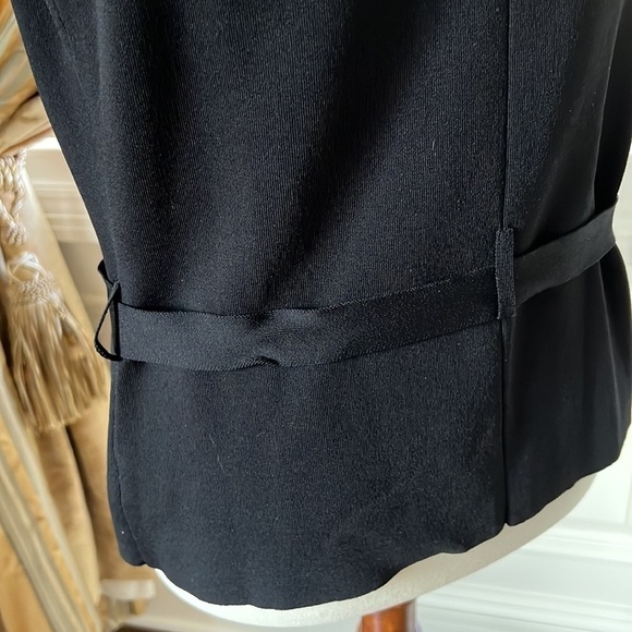 Theory black knit & spandex stretchy belted vest or top ! sz medium EUC - Picture 4 of 7